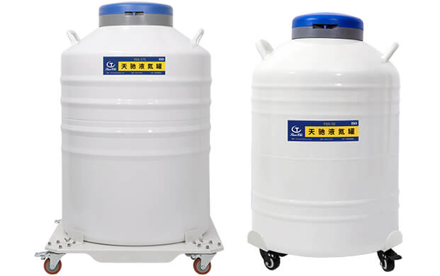 用液氮罐移動(dòng)小推車轉(zhuǎn)運(yùn)容器穩(wěn)嗎？